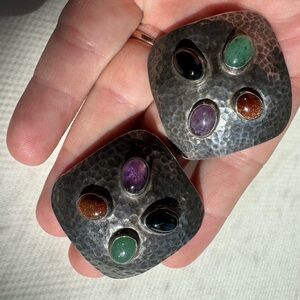 Stunning vintage Sterling silver clip on curved square earrings with gemstones